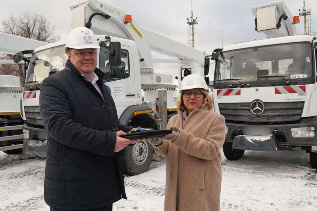 Aerial platform trucks financed by the BMZ